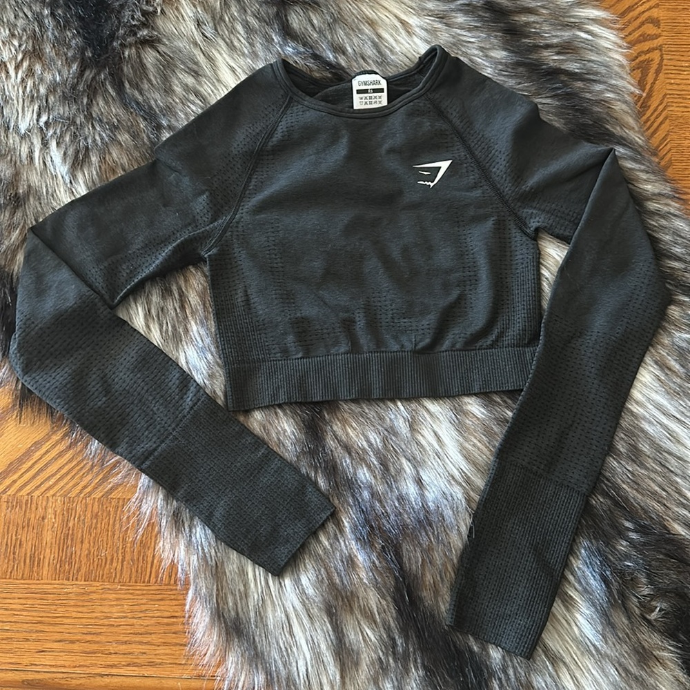 Gymshark *NWOT* Women's Vital Seamless Crop Top in Black - Picture 5 of 11